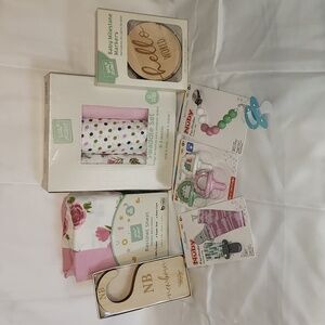 7 PIECE BUNDLE: LITTLE JOURNEY/NUBY